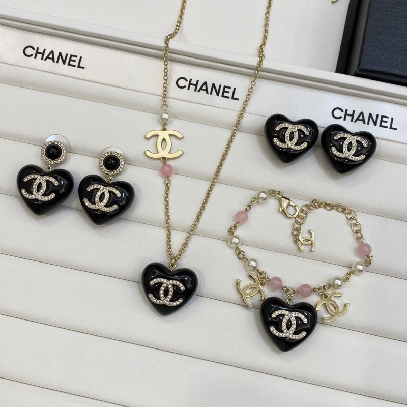 Chanel Necklaces